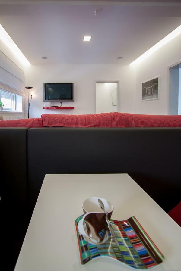 Zen & Art Suite Pula Exteriér fotografie